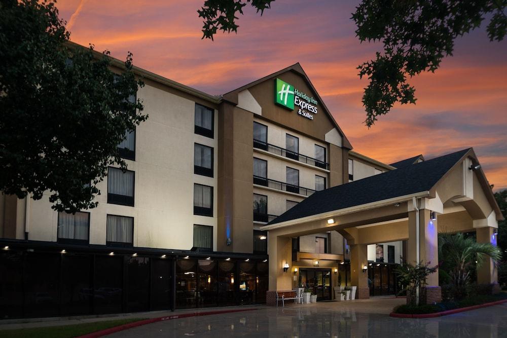 Comfort Inn & Suites Houston I-10 West Energy Corridor Exterior photo